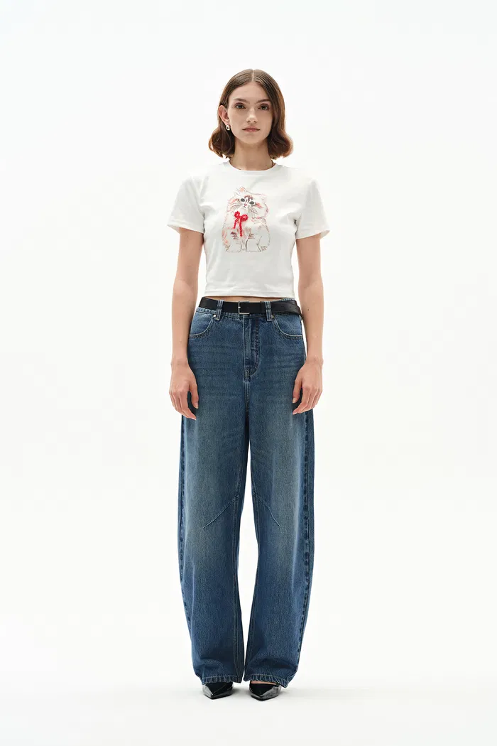 1497-luna-barrel-leg-jeans-in-cotton-denim-1.webp