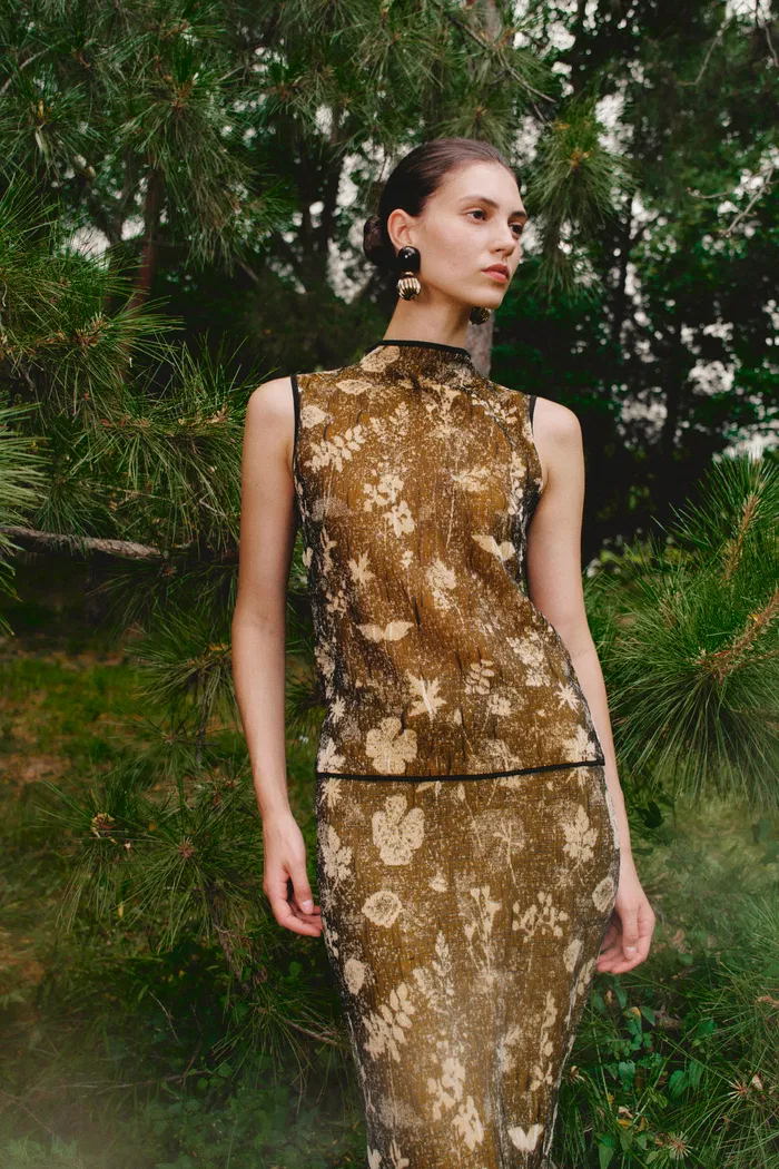 Wind Jacquard Sleeveless Top in Burnout Silk Georgette Knit