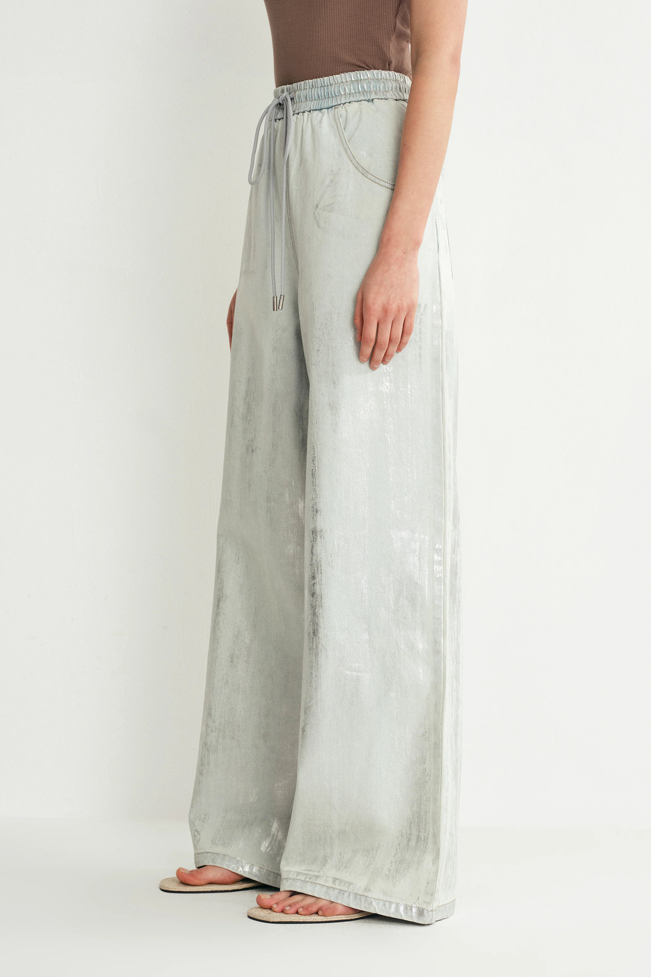 171-galaxy-shimmer-coated-wide-leg-jeans-in-summer-denim-1.webp