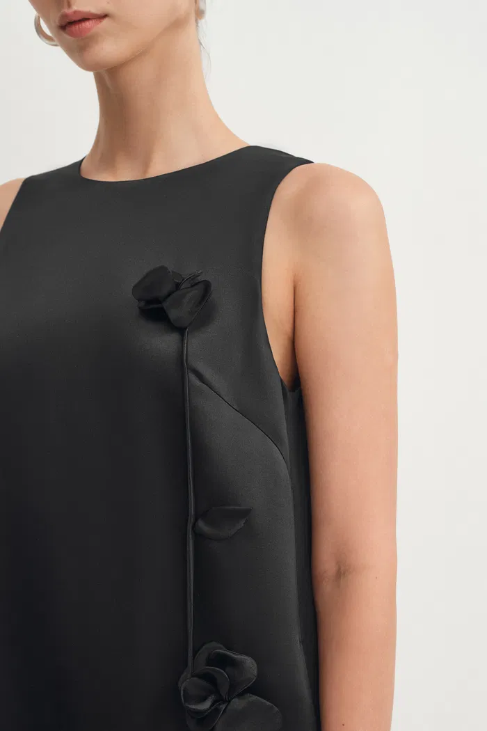 1805-eleanor-handcrafted-flora-3d-studded-sleeveless-dress-in-silk-wool-satin-1.webp