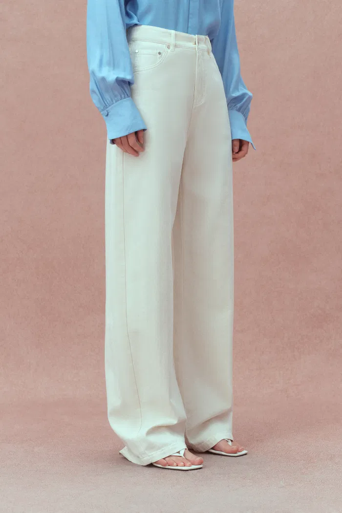 1813-akari-barrel-leg-jeans-in-cotton-denim-1.webp