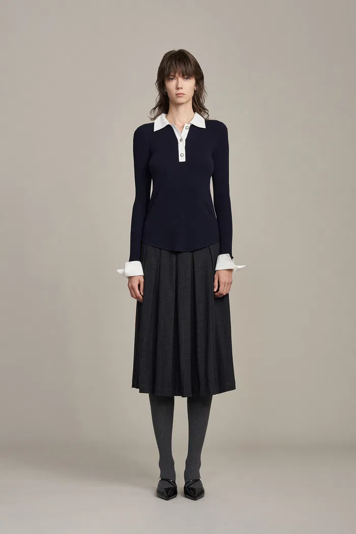 1835-violet-contrast-collar-top-in-viscose-blend-knit-1.webp