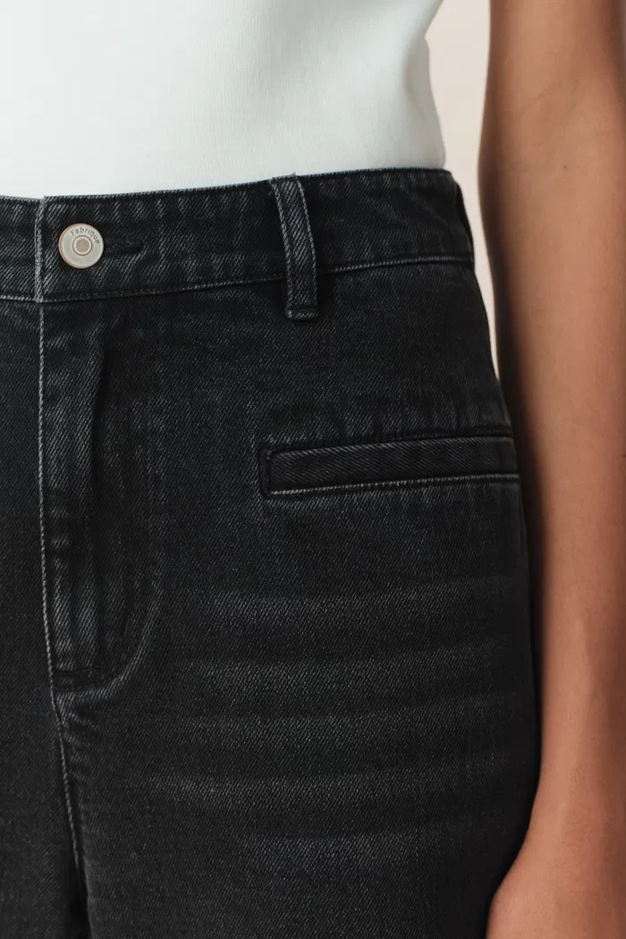 1885-lauren-straight-leg-jeans-in-cotton-denim-1.webp