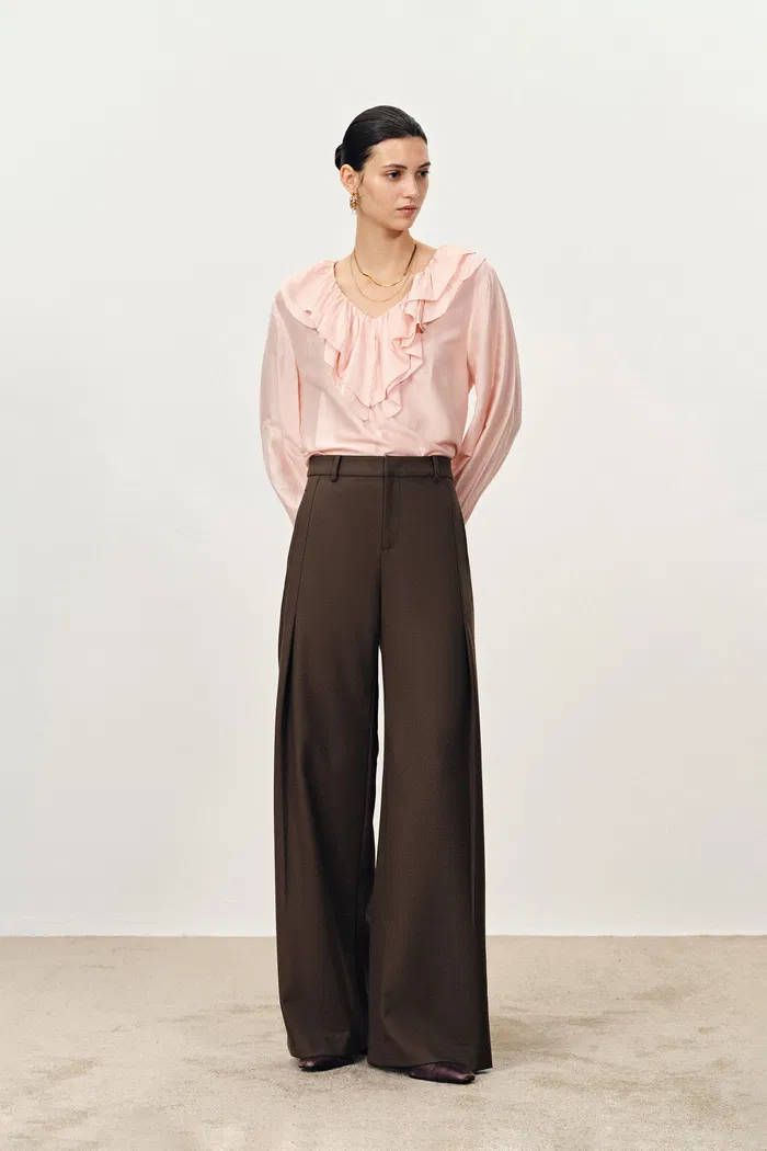 1893-emma-pleat-front-straight-leg-track-pants-in-fine-wool-suiting-1.webp