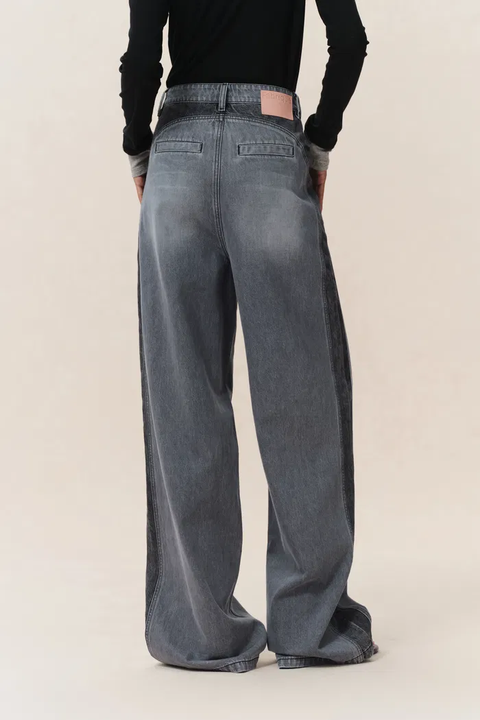 19-clarisse-darker-side-baggy-jeans-in-cotton-denim-1.webp