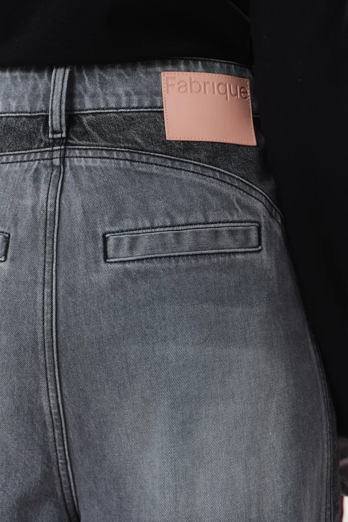 19-clarisse-darker-side-baggy-jeans-in-cotton-denim-1.webp
