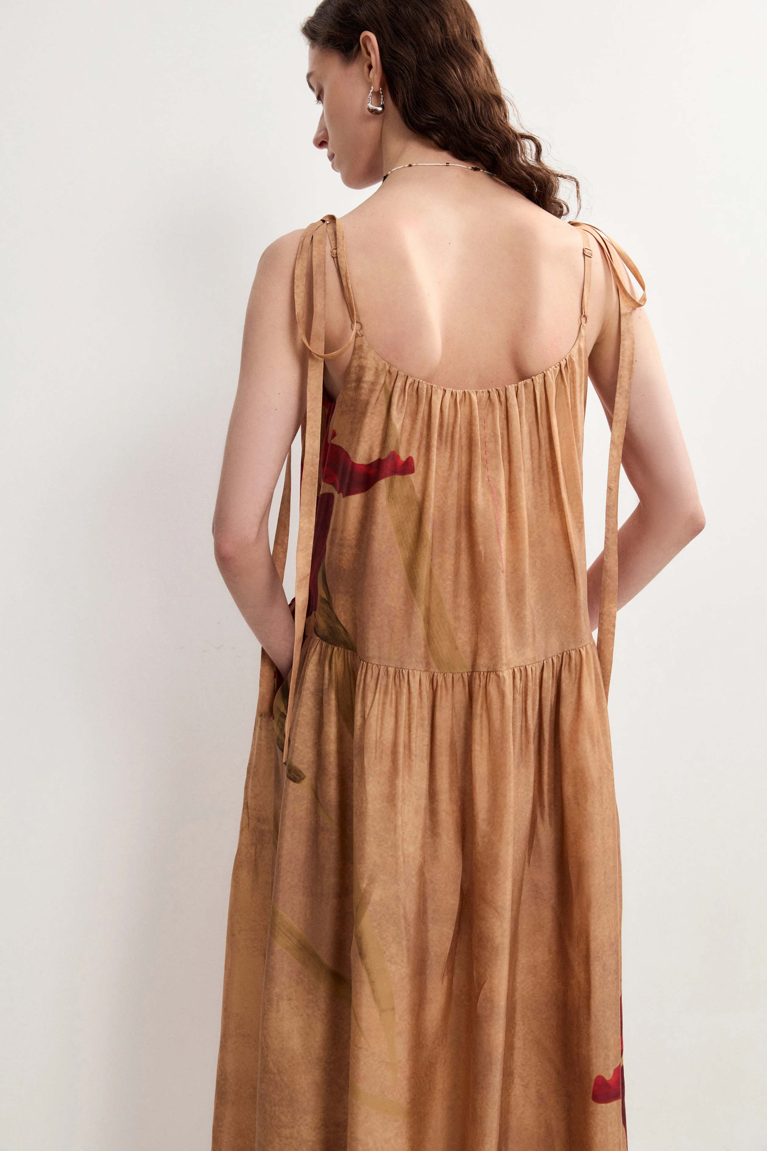 2005-abby-crimson-iris-flora-sleeveless-dress-in-lyocell-1.webp