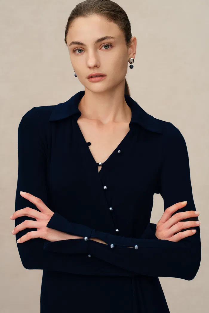 2060-ruby-knotted-dress-in-thermolite-knit-1.webp