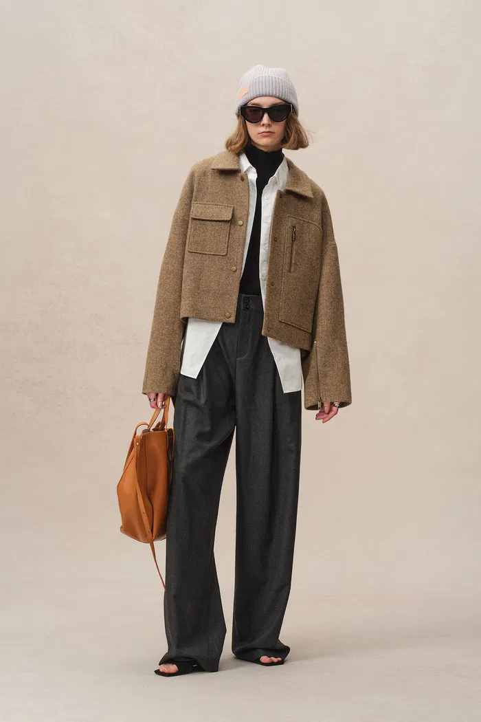 2068-lily-woolen-short-coat-in-midweight-wool-twill-1.webp
