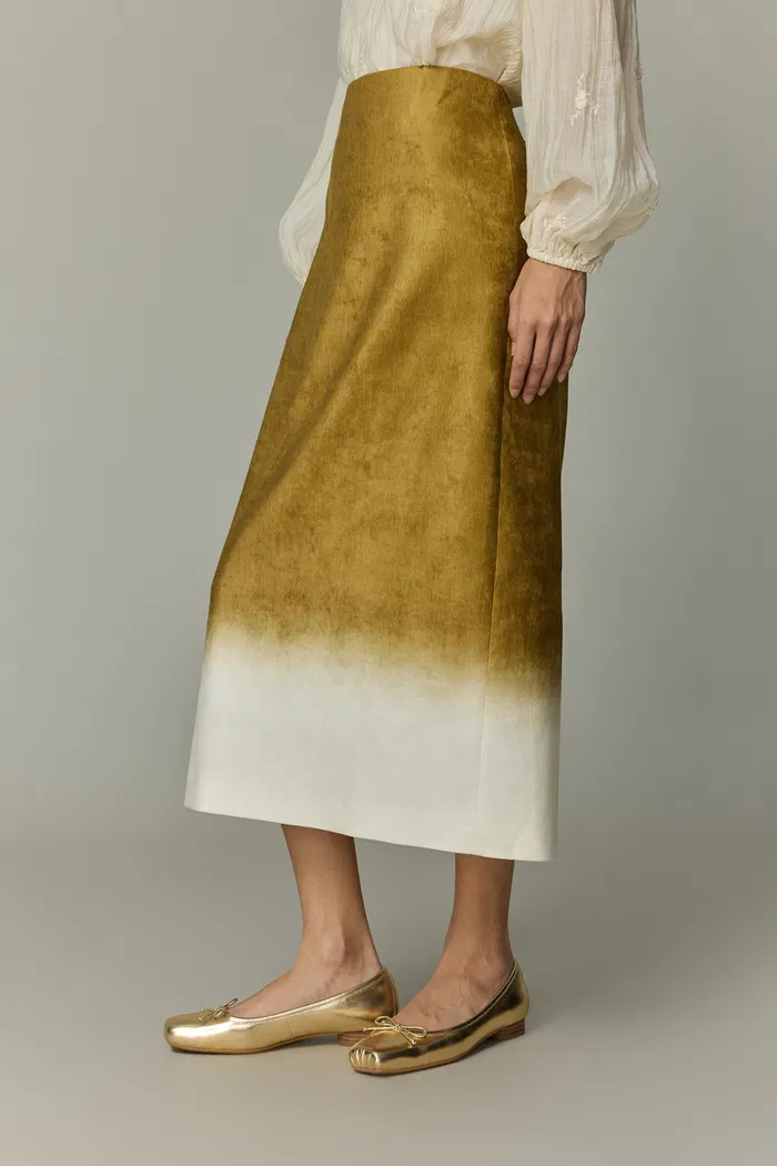 2219-virens-midi-skirt-in-soft-velvet-1.webp