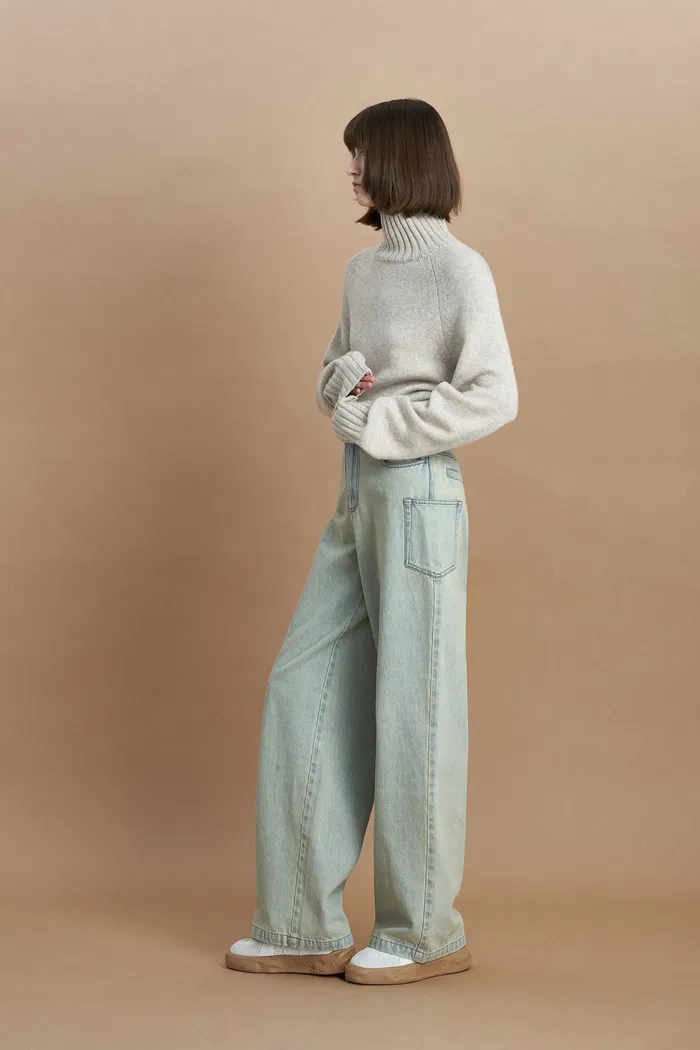 2265-wasteland-lightweight-distressed-washed-jeans-in-cotton-denim-1.webp