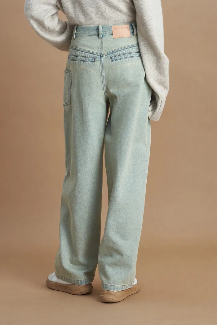 2265-wasteland-lightweight-distressed-washed-jeans-in-cotton-denim-1.webp