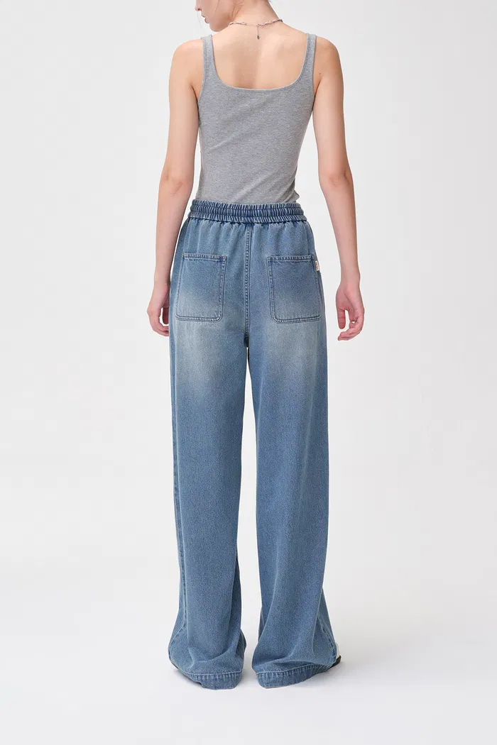 229-bulb-pull-on-faded-jeans-in-cotton-denim-1.webp