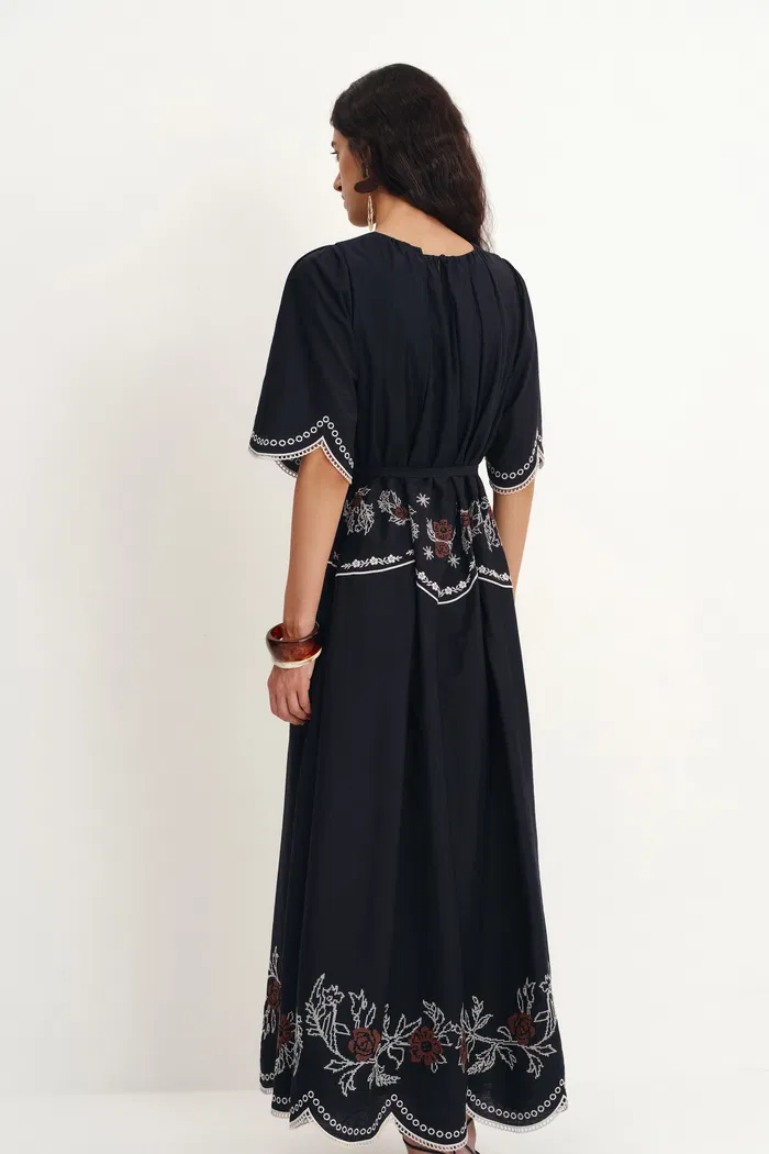 Ivy Eyelet Embroidery Dress in Tencel-Linen Blend