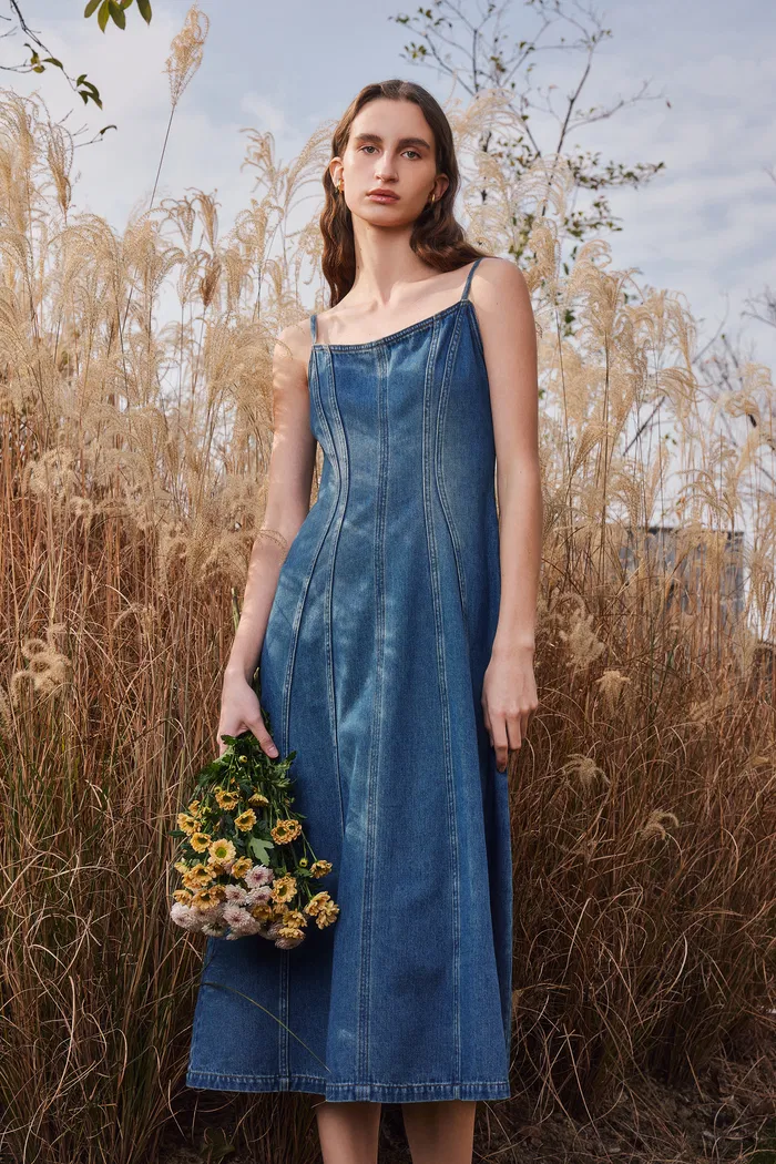 237-carmelia-pinafore-dress-in-cotton-denim-1.webp