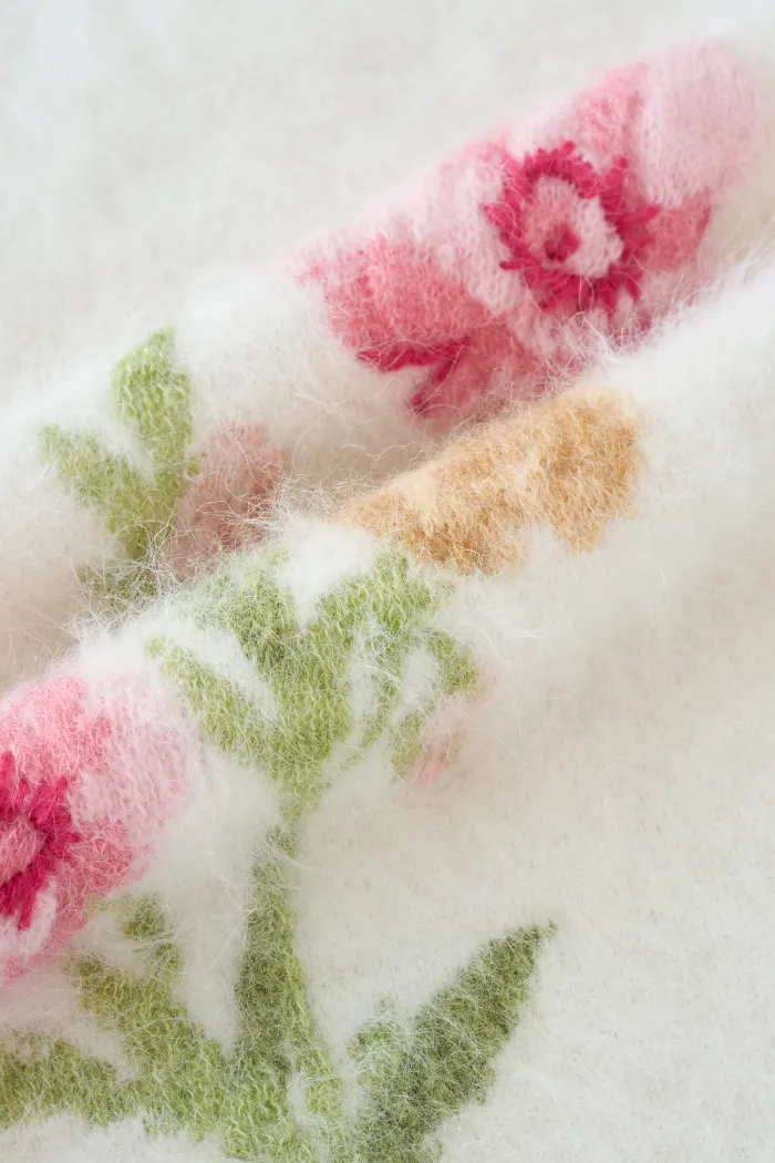 2464-papaver-3d-floral-embroidered-cardigan-in-in-alpaca-blend-knit-1.webp