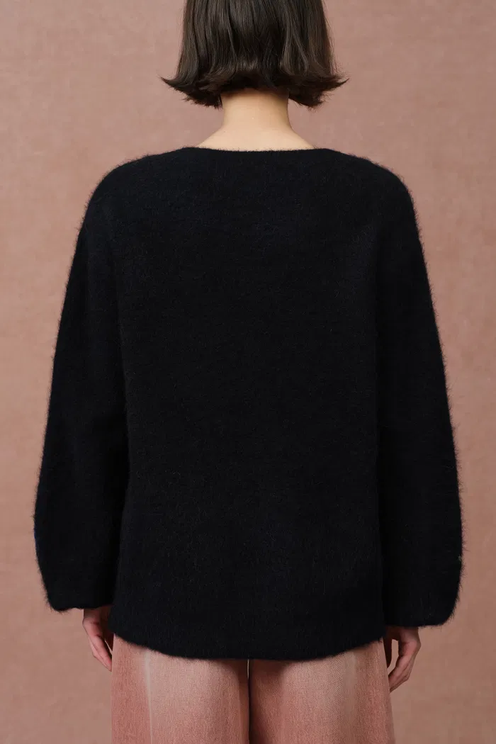 2498-rhoeadine-3d-jacquard-embroidered-sweater-1.webp