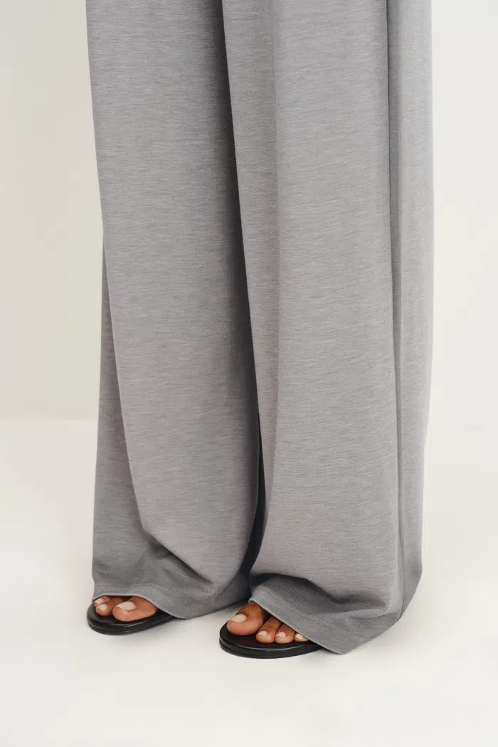 2700-my-mr-shadow-hand-sprayed-edges-drawstring-sweatpants-in-modal-acetate-1.webp