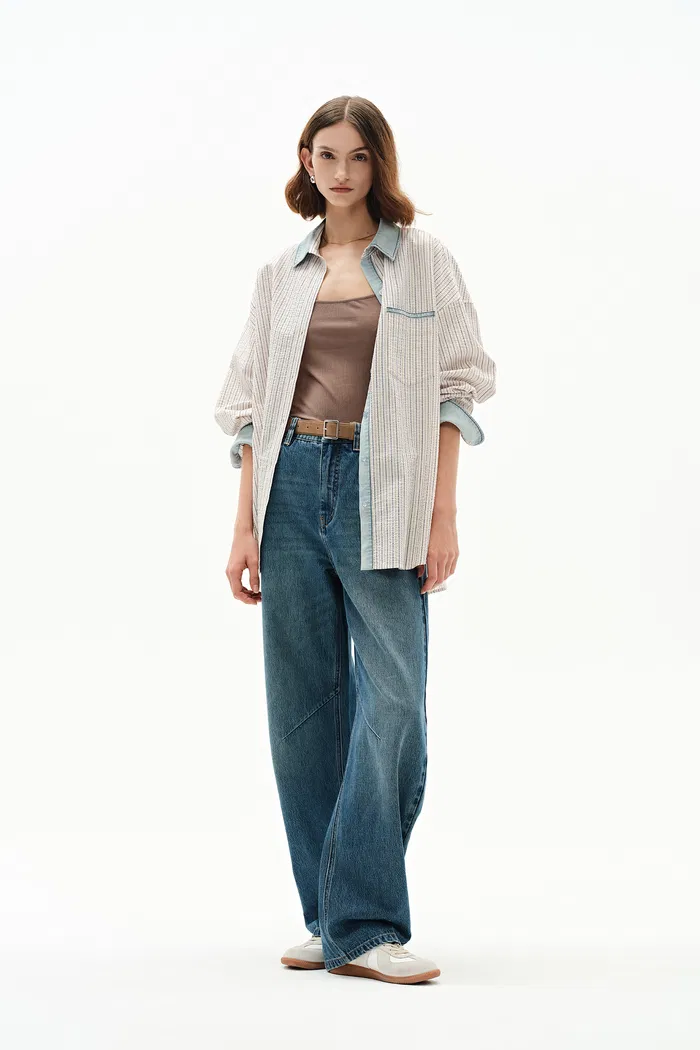 2732-daisy-denim-collar-striped-shirt-in-cotton-seersucker-1.webp