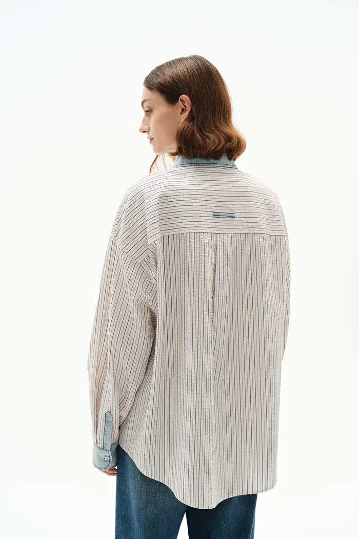2732-daisy-denim-collar-striped-shirt-in-cotton-seersucker-1.webp