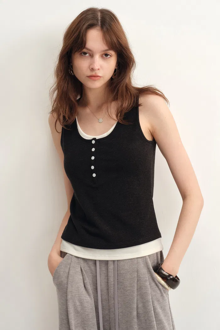 2800-coco-layered-look-tank-top-in-tencel-merino-knit-1.webp