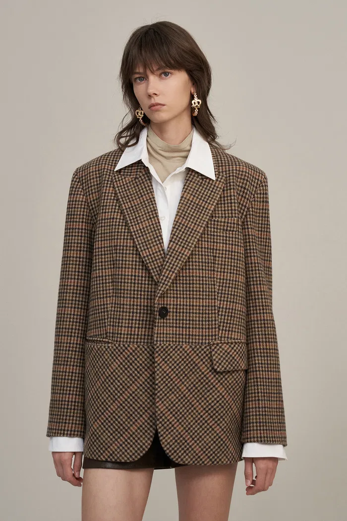 2888-meare-plaid-blazer-in-merino-wool-blend-houndstooth-1.webp