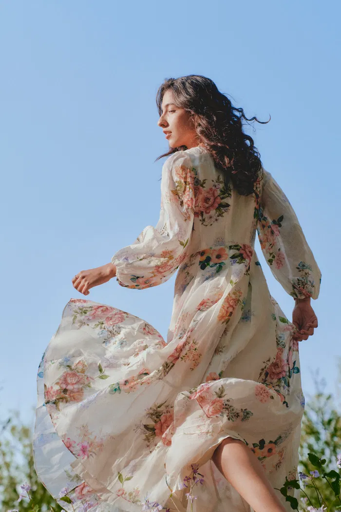 2976-whitney-watercolor-flora-long-sleeve-dress-in-tencel-ramie-1.webp