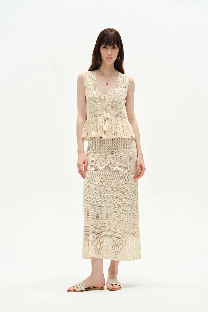 3003-grazia-sleeveless-ruffled-hem-top-and-skirt-set-in-linen-blend-knit-1.webp