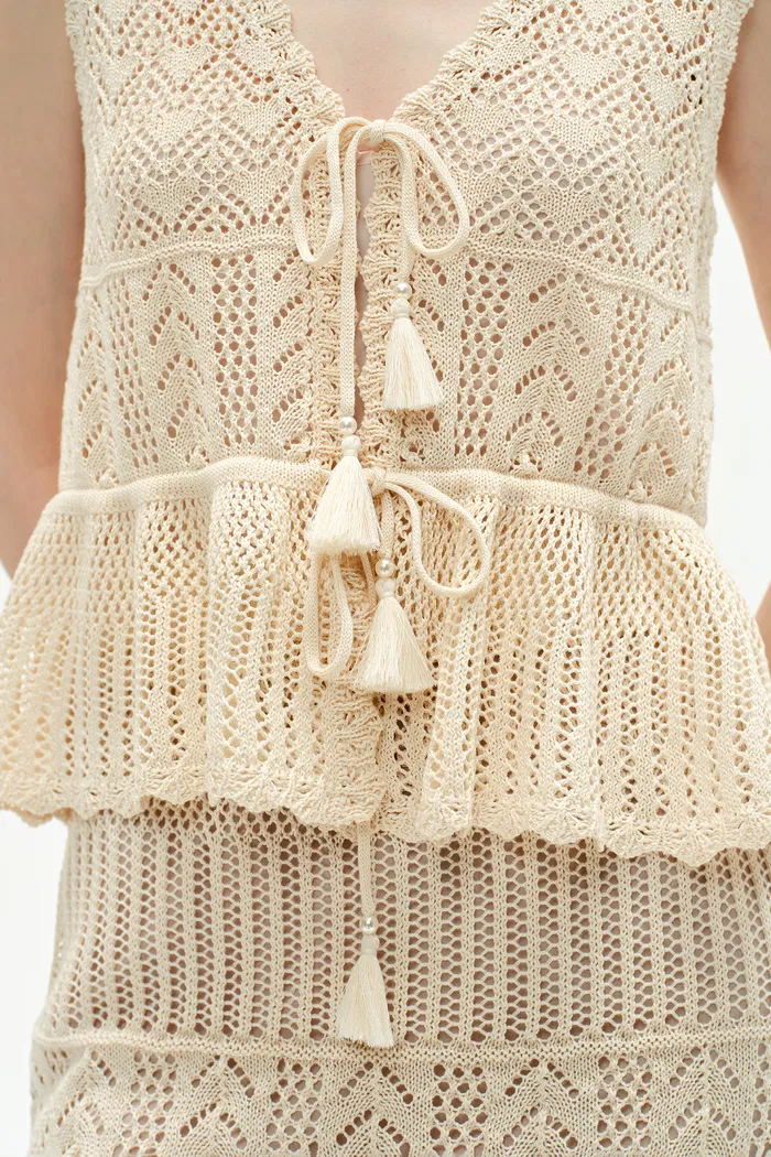 3003-grazia-sleeveless-ruffled-hem-top-and-skirt-set-in-linen-blend-knit-1.webp