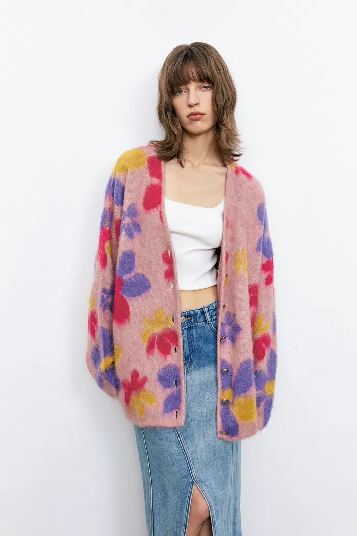 3115-louloudia-floral-jacquard-knit-cardigan-in-merino-mohair-blend-1.webp