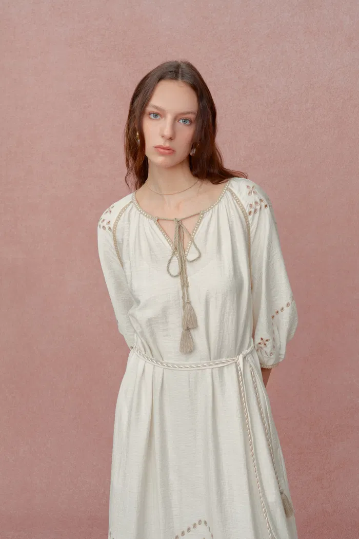 3171-antonia-artisan-embroidery-dress-in-linen-blend-1.webp