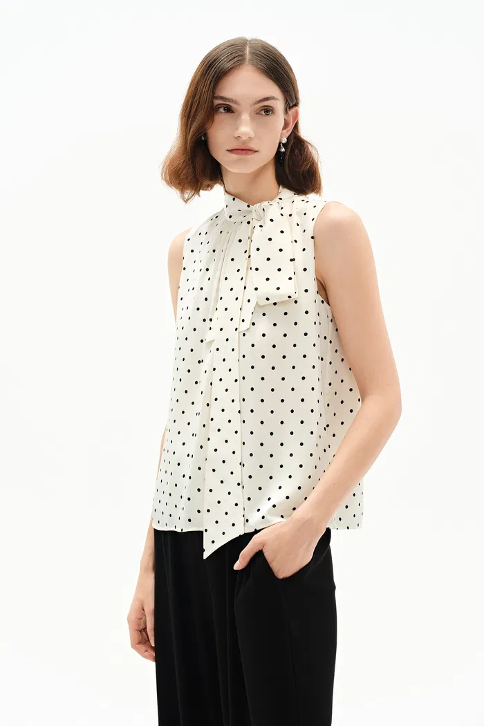 Elen Polka Dot Halter Neck Sleeveless Top in Mulberry Silk