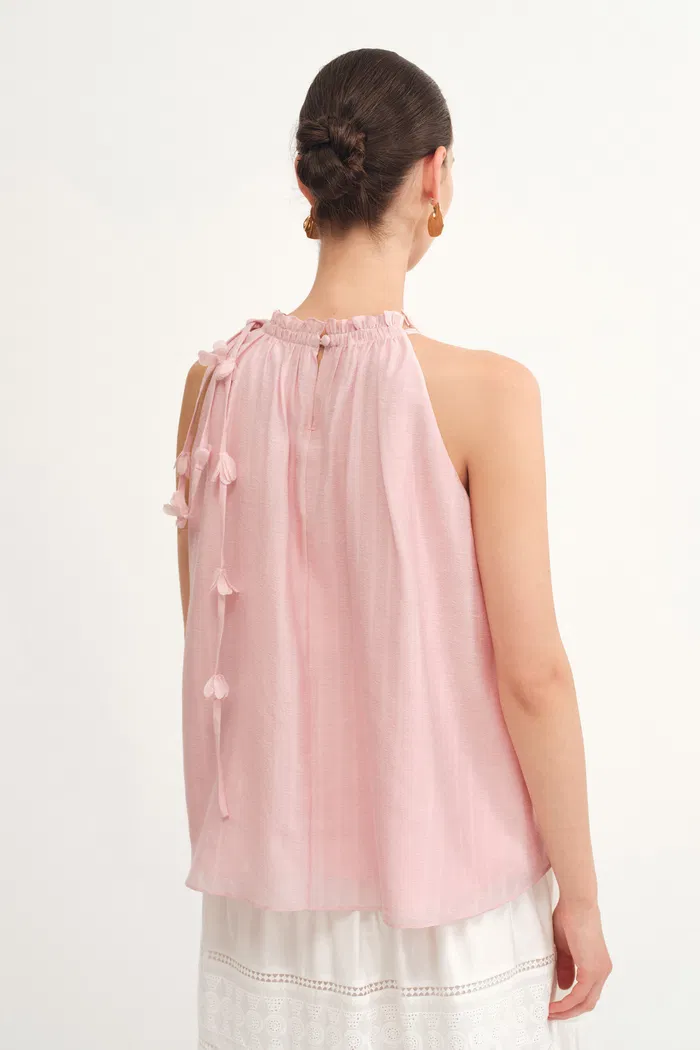 3270-joyce-hand-woven-flora-halter-neck-top-in-acetate-linen-blend-1.webp