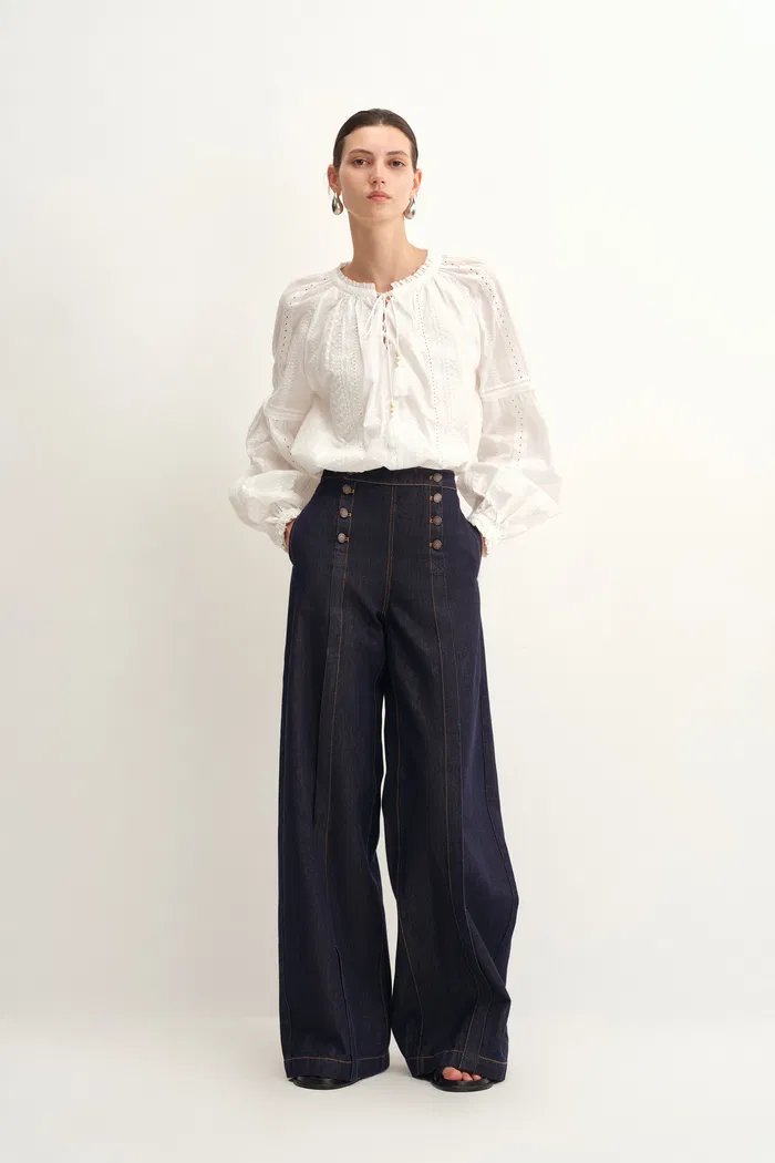 33-margot-hand-sewn-double-breasted-buttons-baggy-jeans-in-cotton-denim-1.webp