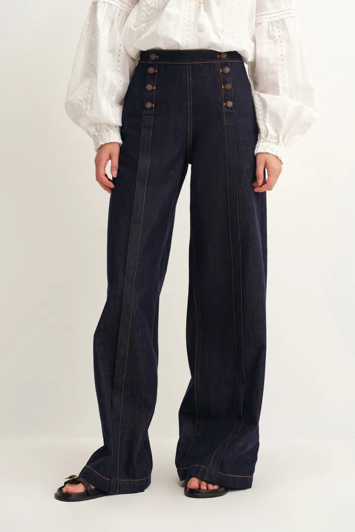 33-margot-hand-sewn-double-breasted-buttons-baggy-jeans-in-cotton-denim-1.webp