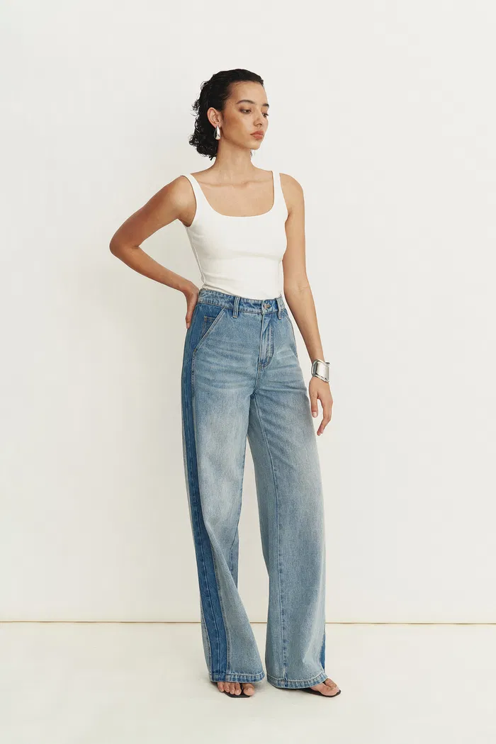 3435-liz-square-neck-body-con-sleeveless-tank-top-in-high-stretch-ribbed-knit-1.webp