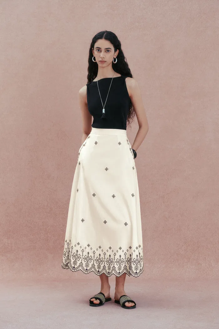 3463-olivia-scalloped-hem-embroidered-skirt-in-premium-silk-cotton-1.webp