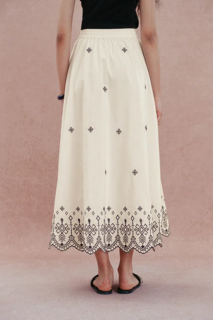 3463-olivia-scalloped-hem-embroidered-skirt-in-premium-silk-cotton-1.webp