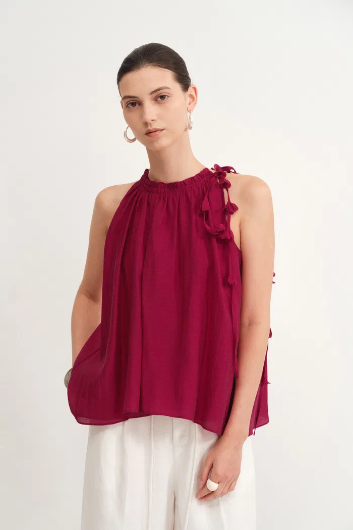 3557-joyce-hand-woven-flora-halter-neck-top-in-acetate-linen-blend-1.webp