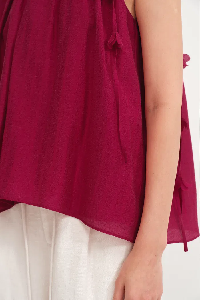 3557-joyce-hand-woven-flora-halter-neck-top-in-acetate-linen-blend-1.webp