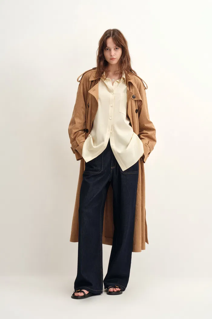 3579-nicole-pleated-sleeve-oversized-shirt-in-cotton-plain-weave-1.webp