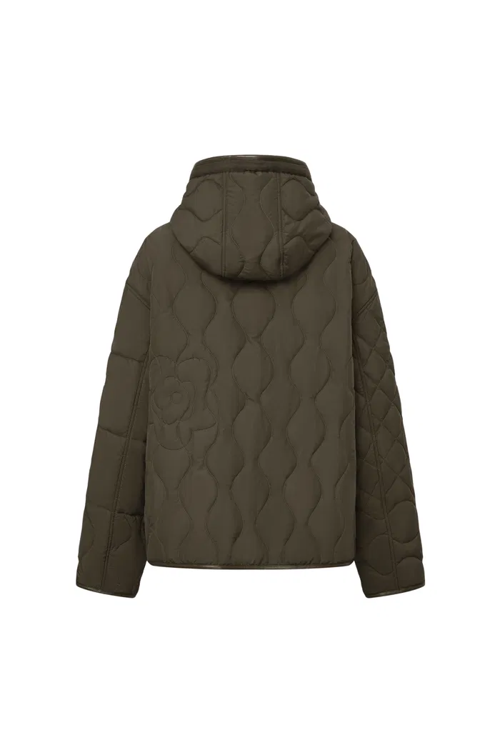 3613-michelle-water-repellent-quilted-puffer-jacket-in-lighweight-high-density-fabric-1.webp