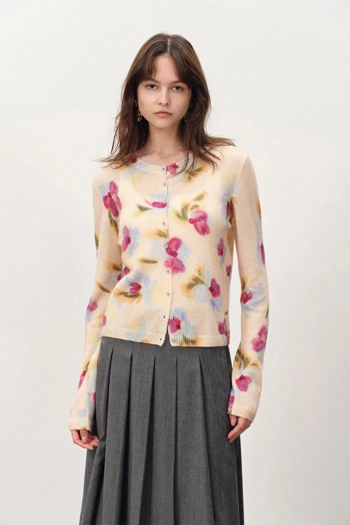 3661-sini-hand-printed-oil-painted-iris-cardigan-in-alpaca-merino-blend-1.webp