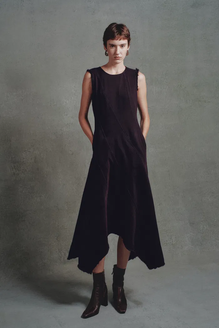 Mooneye Irregular Hem Sleeveless Dress in Cotton Denim