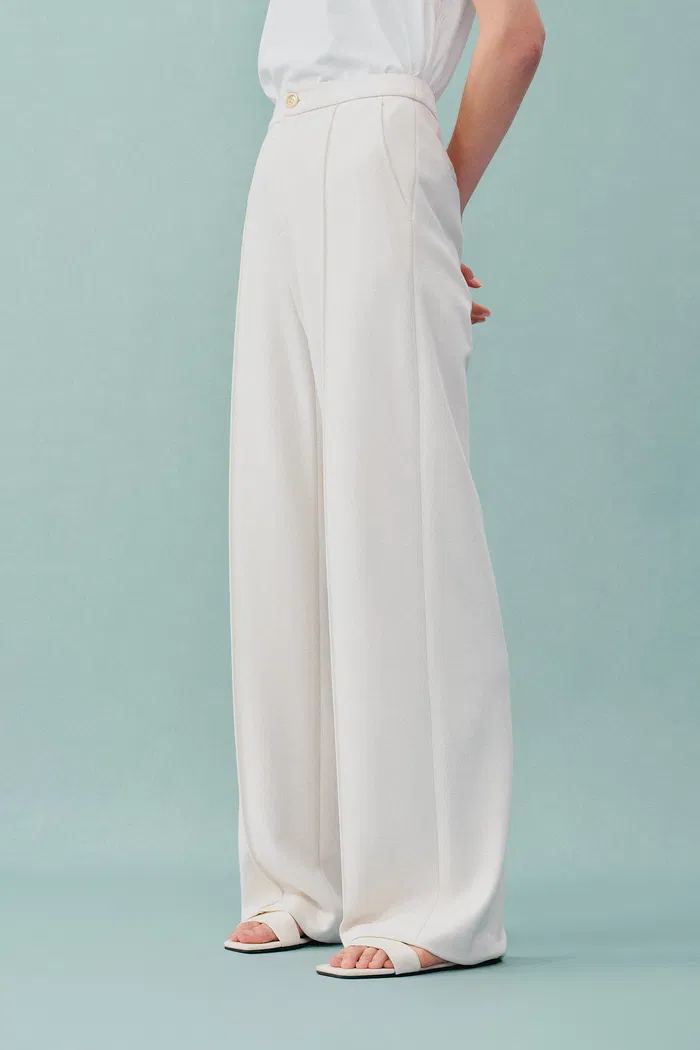 3733-domi-white-buttoned-straight-leg-sweatpants-1.webp