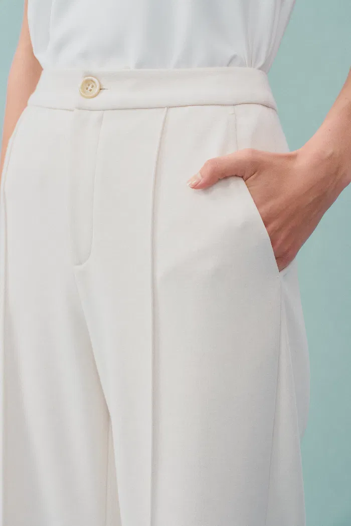 3733-domi-white-buttoned-straight-leg-sweatpants-1.webp