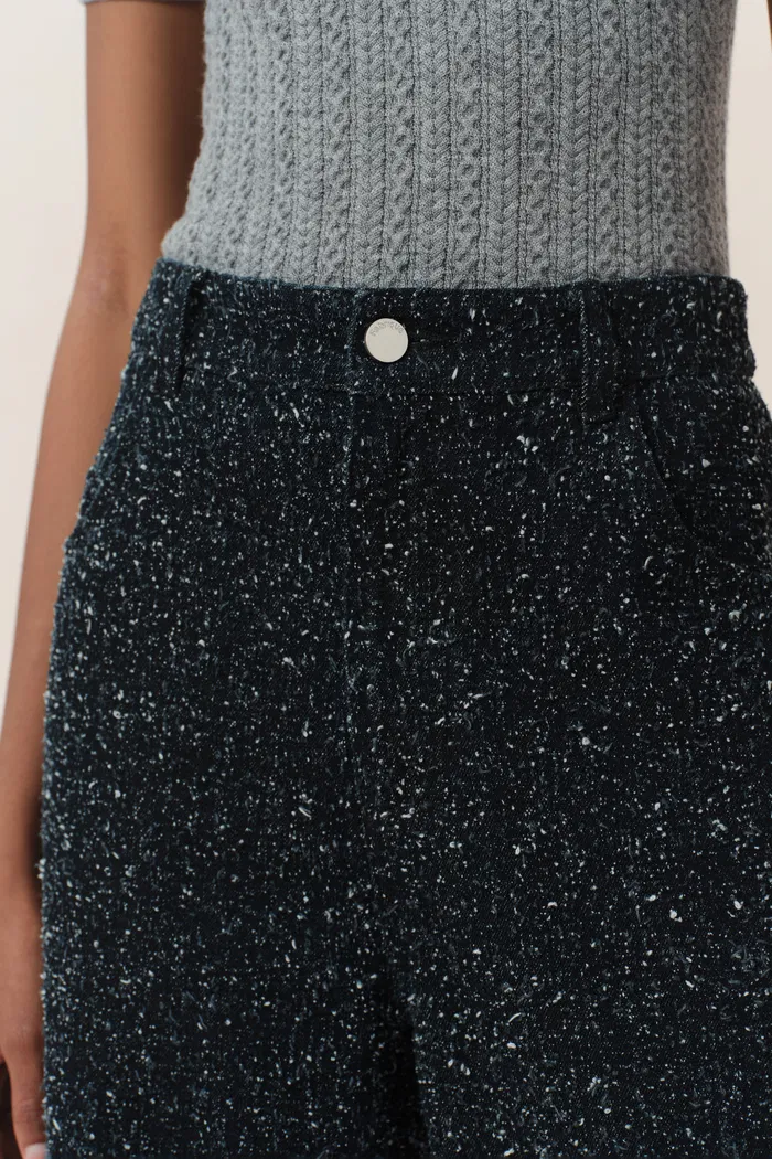 379-leander-starry-night-texture-barrel-leg-jeans-in-jacquard-denim-1.webp
