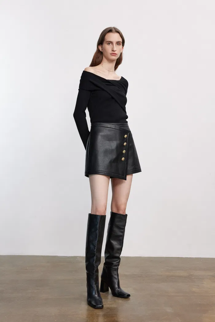 3793-venus-asymmetrical-off-shoulder-sweater-in-wool-silk-blend-1.webp