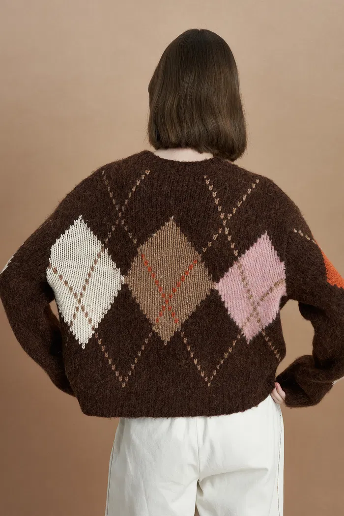 3846-faye-argyle-sweater-in-baby-alpaca-blend-knit-1.webp