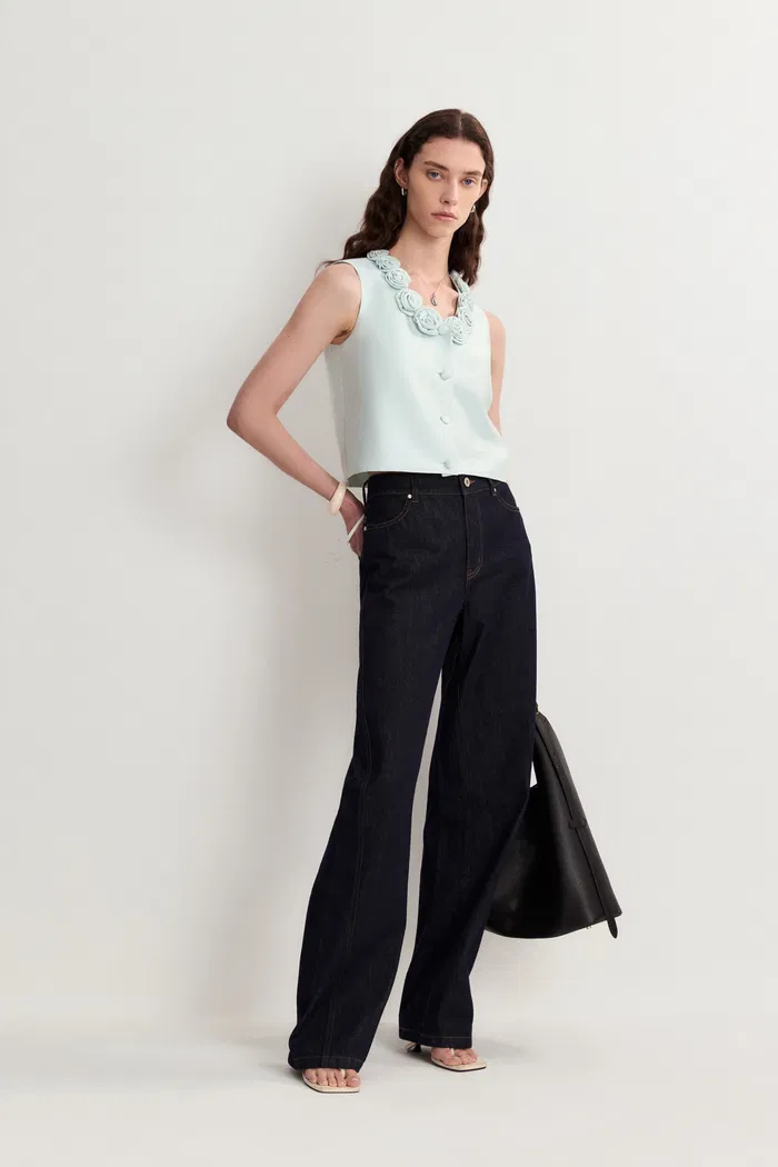 3862-loira-3d-handmade-floral-vest-top-in-silk-wool-satin-1.webp